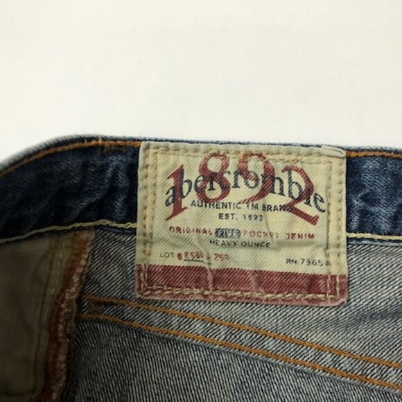 abercrombie Boy's Kilburn Low Rise Bootcut Distressed Jeans - Picture 9 of 10